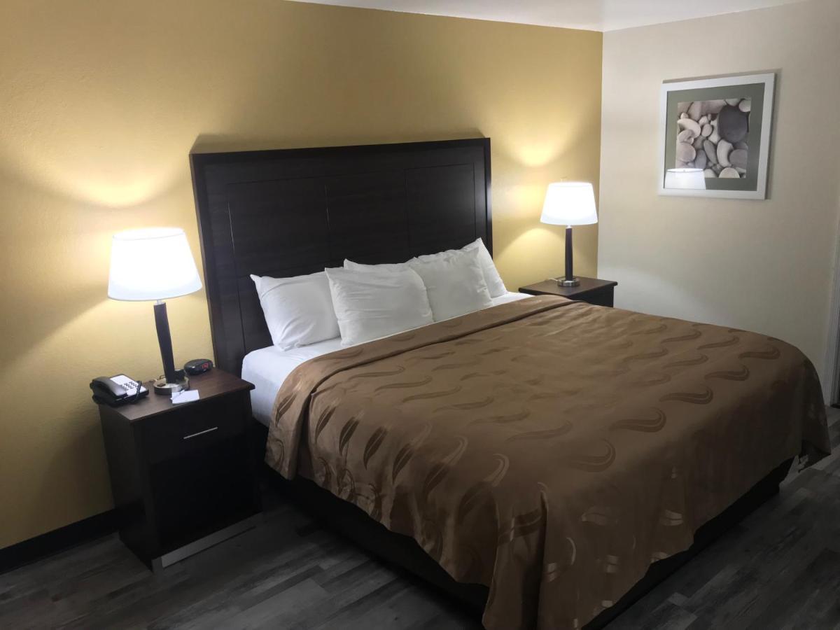 Quality Inn & Suites Near Downtown Mesa Dış mekan fotoğraf