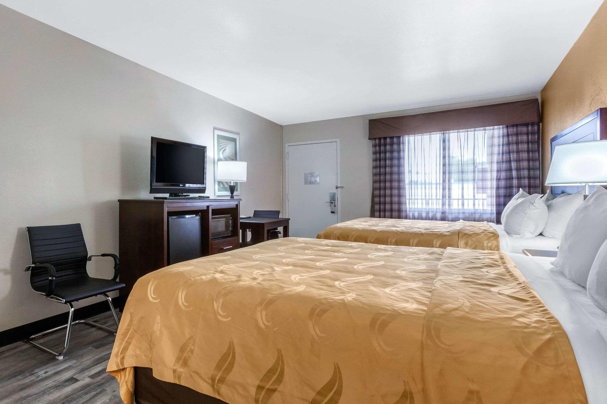 Quality Inn & Suites Near Downtown Mesa Dış mekan fotoğraf