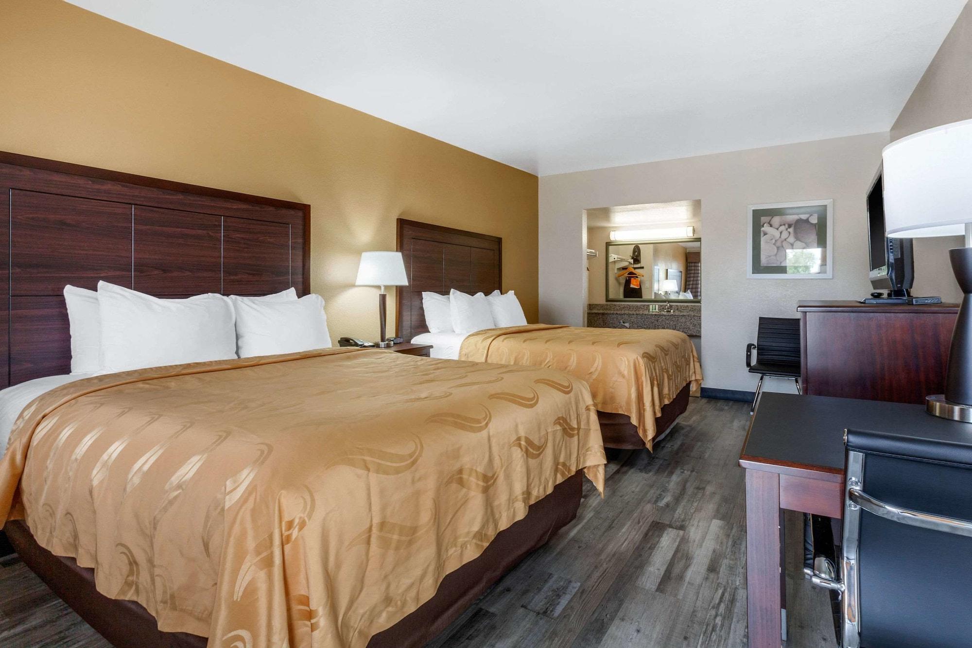 Quality Inn & Suites Near Downtown Mesa Dış mekan fotoğraf