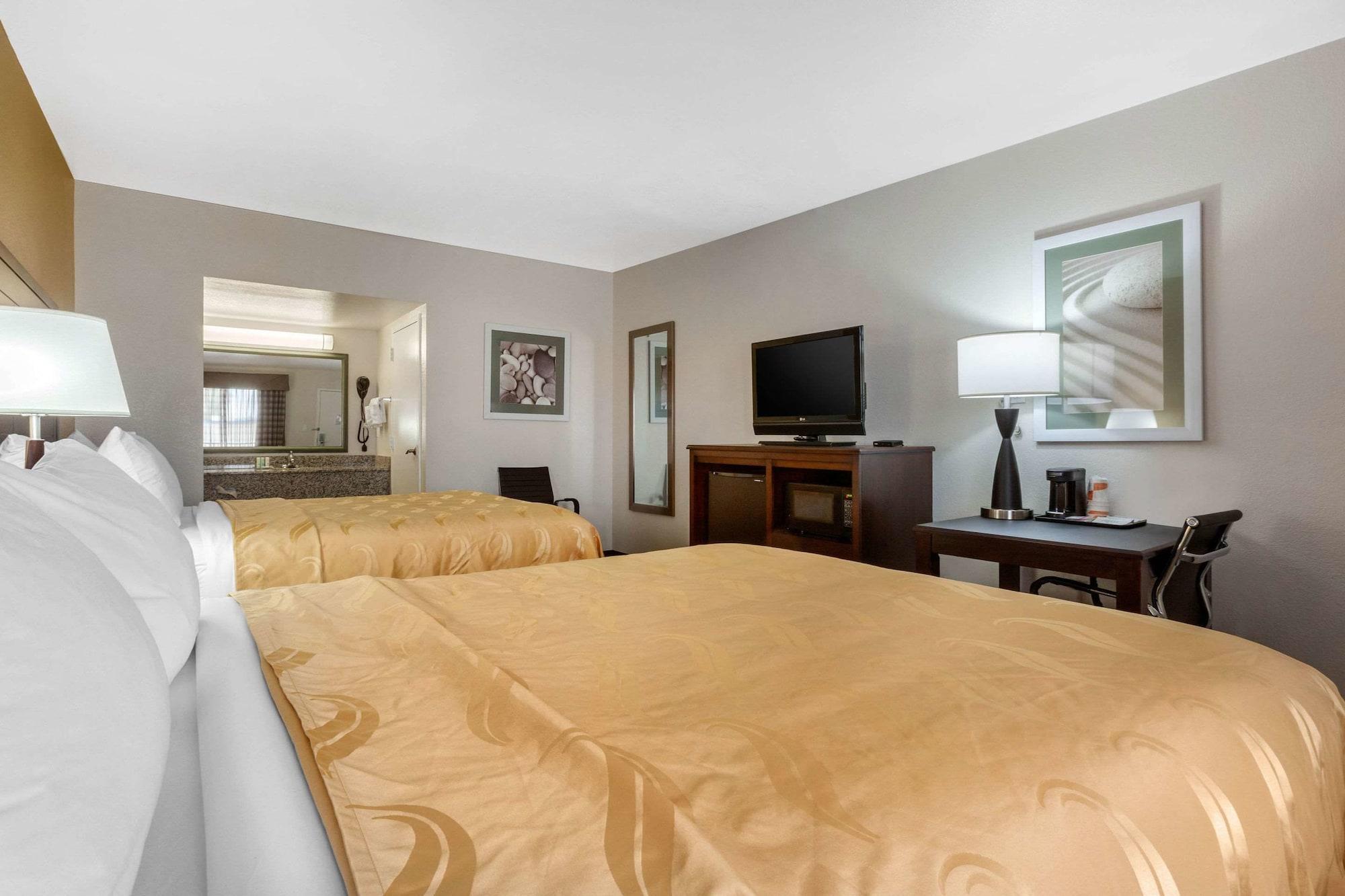 Quality Inn & Suites Near Downtown Mesa Dış mekan fotoğraf