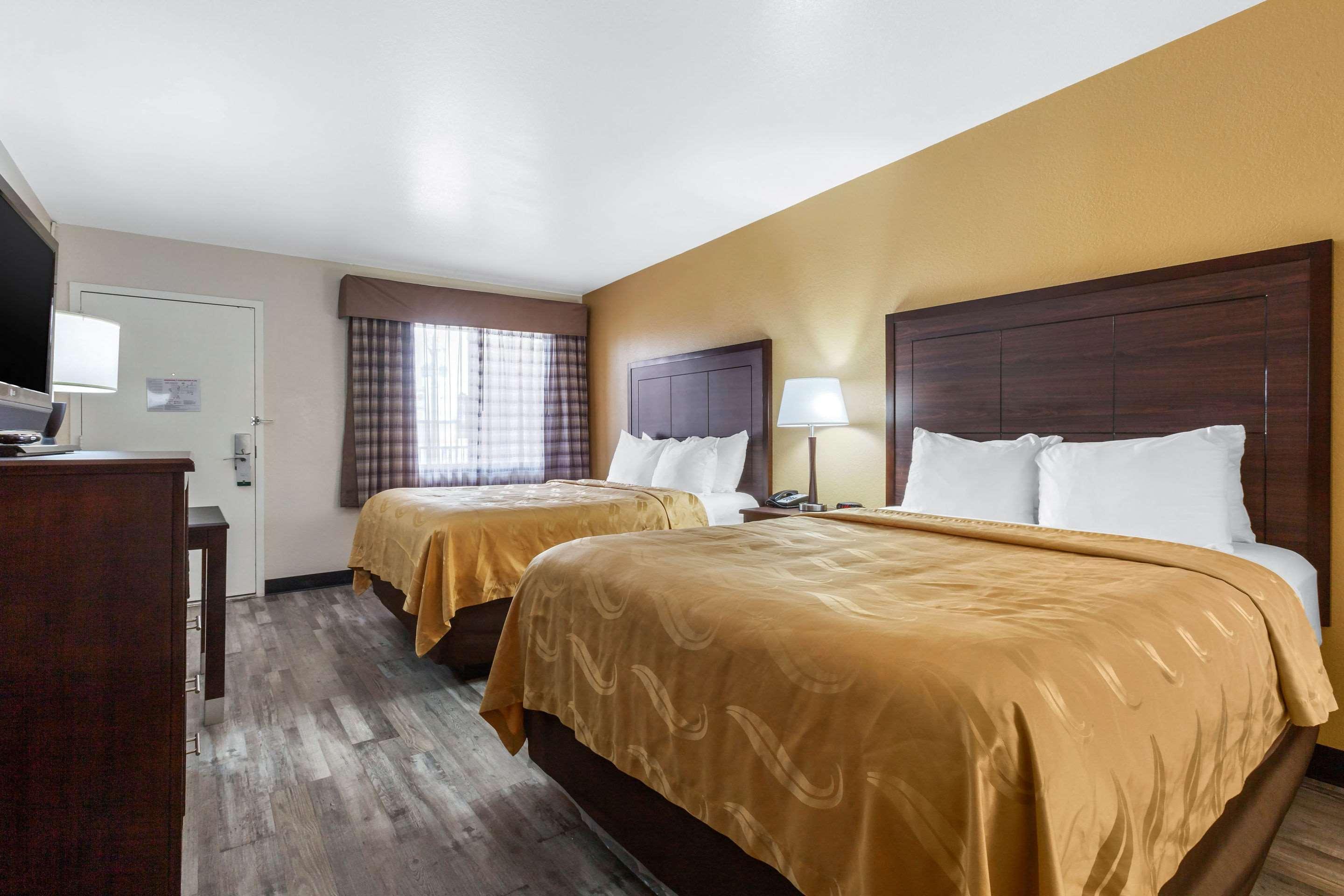 Quality Inn & Suites Near Downtown Mesa Dış mekan fotoğraf
