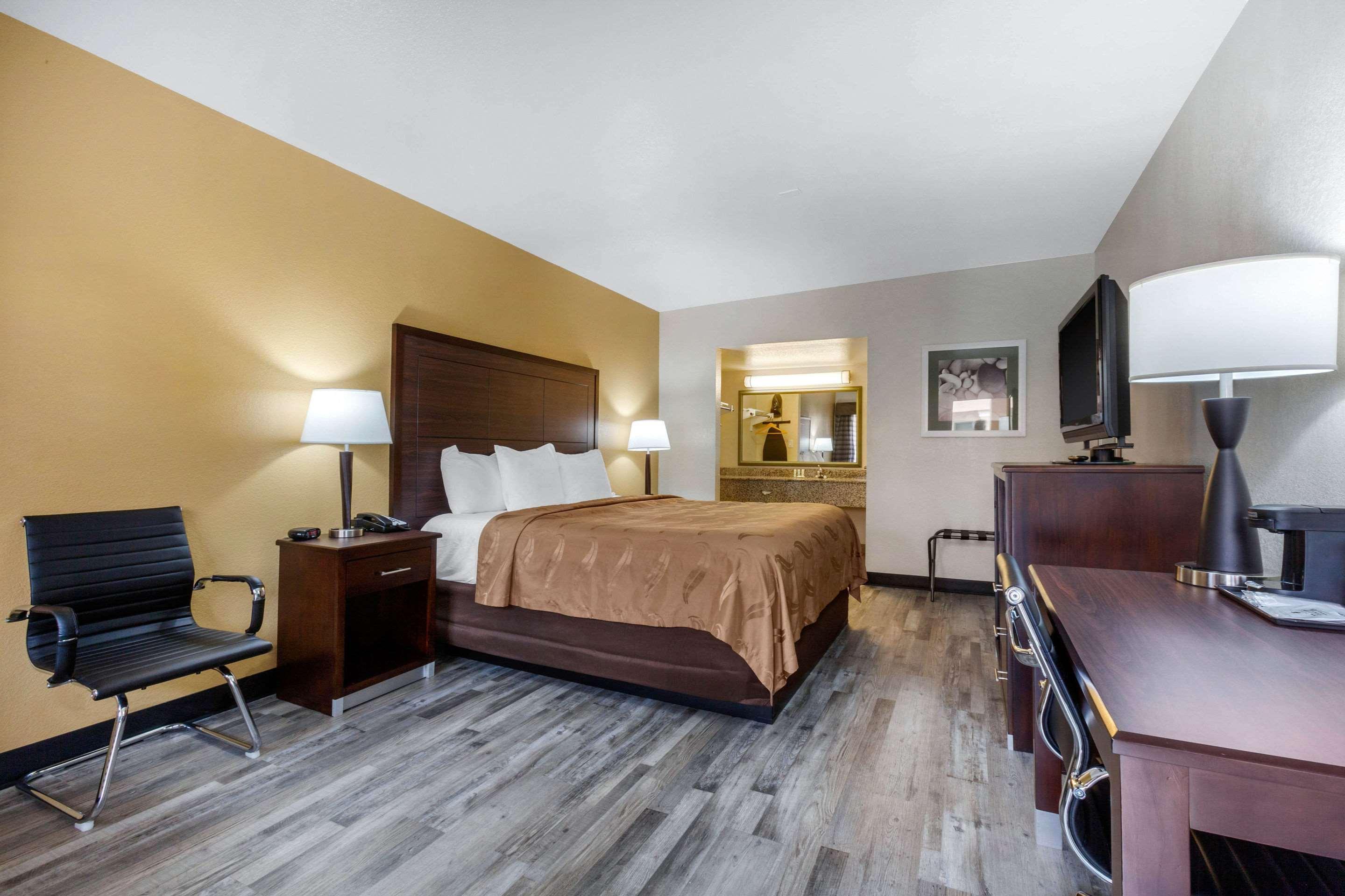 Quality Inn & Suites Near Downtown Mesa Dış mekan fotoğraf