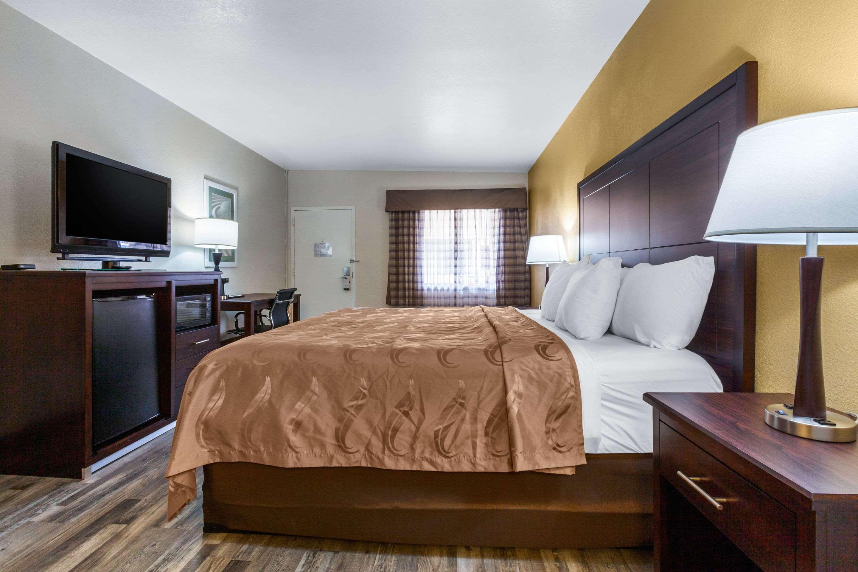 Quality Inn & Suites Near Downtown Mesa Dış mekan fotoğraf