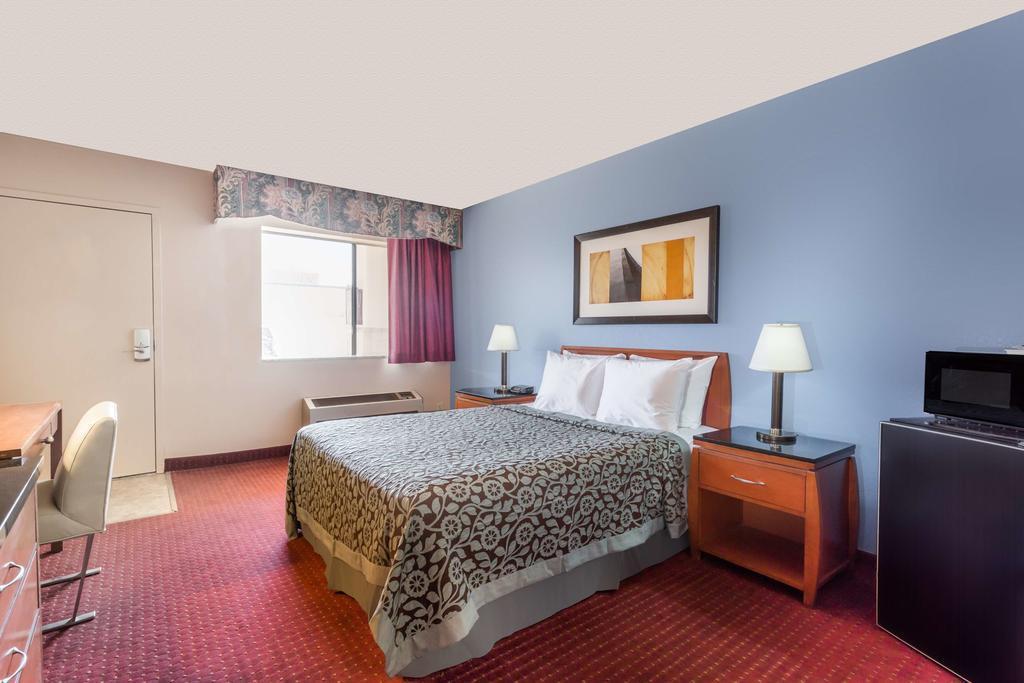 Quality Inn & Suites Near Downtown Mesa Dış mekan fotoğraf