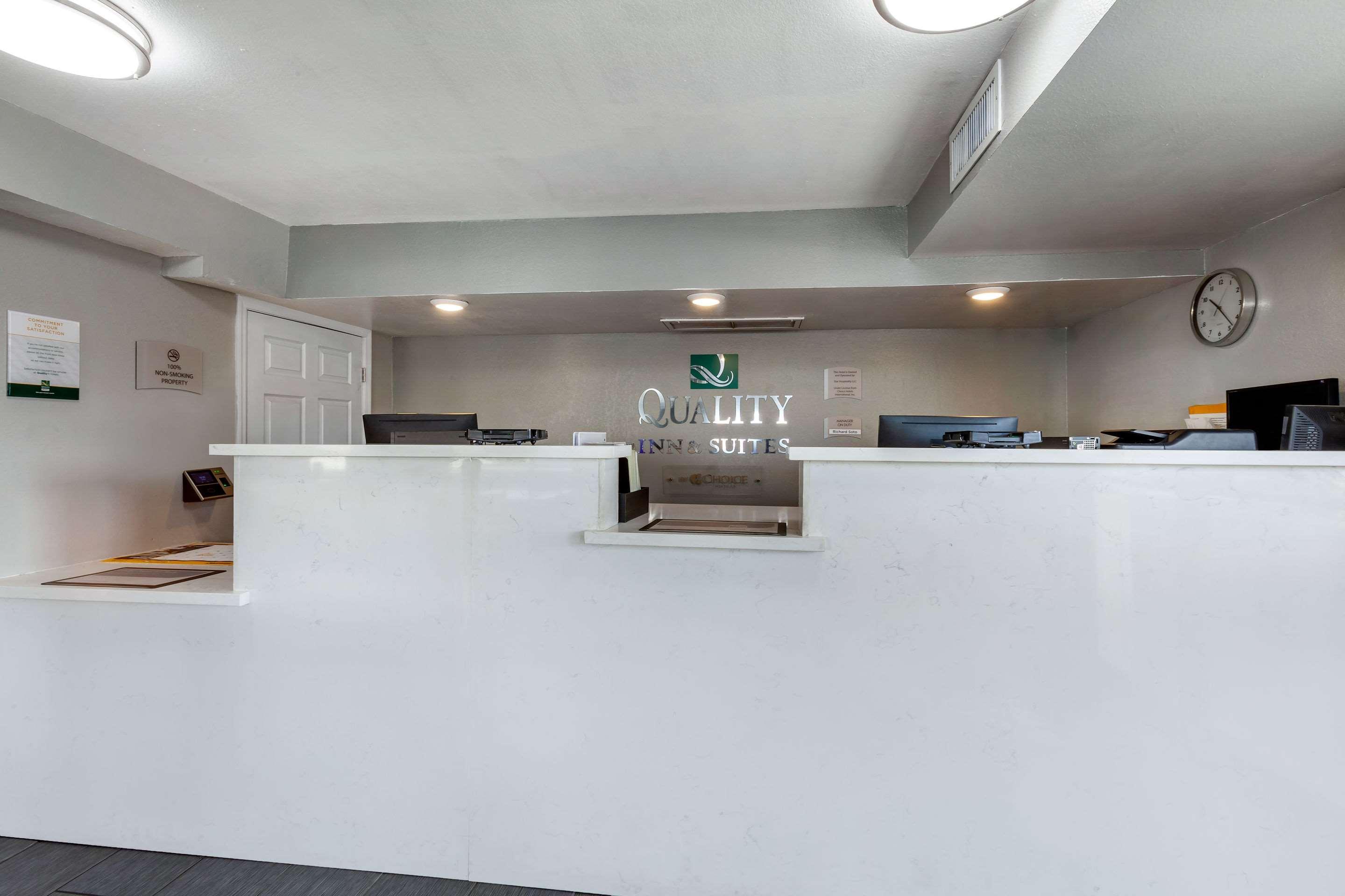 Quality Inn & Suites Near Downtown Mesa Dış mekan fotoğraf