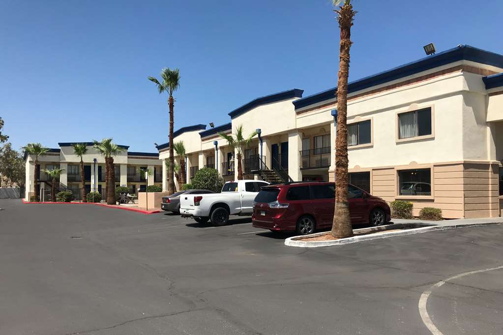 Quality Inn & Suites Near Downtown Mesa Dış mekan fotoğraf